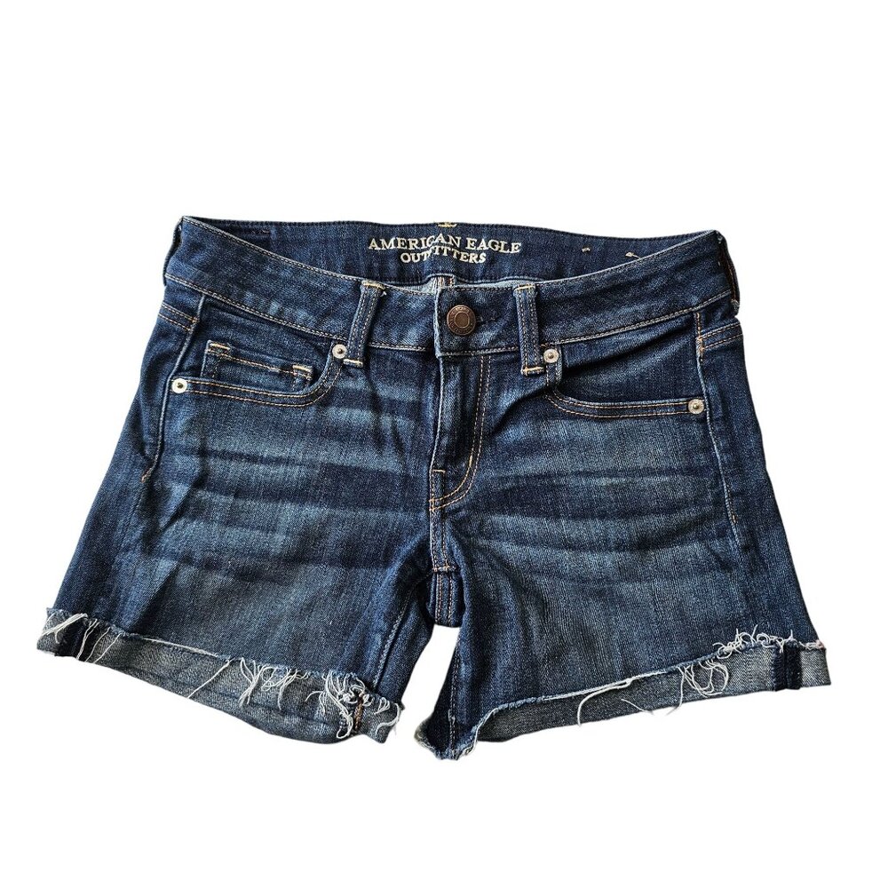 American Eagle Women's Cut Off Jean Shorts Medium Wash size 4